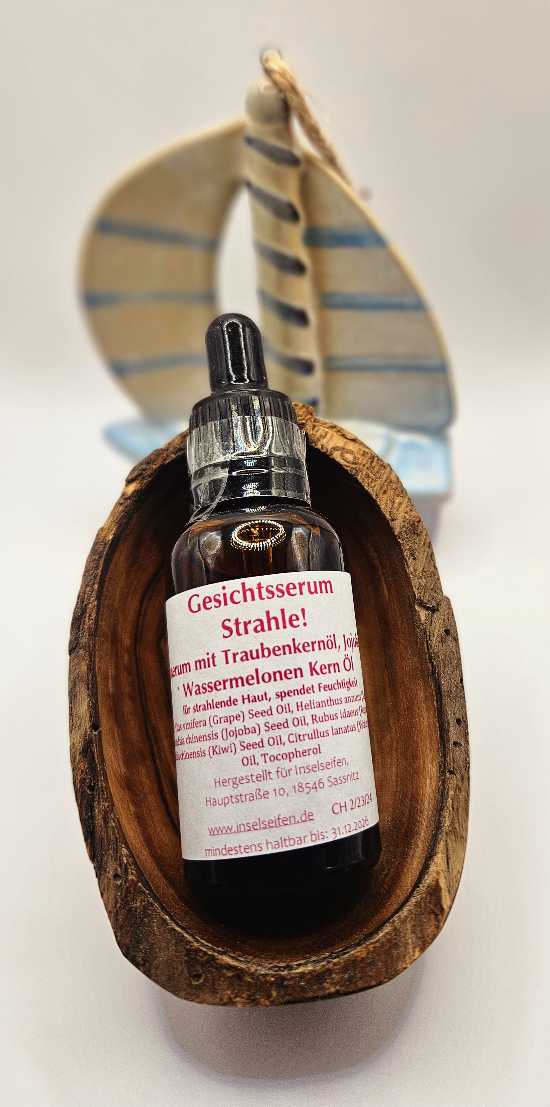 Gesichtsserum Strahle! mit Traubenkernöl & Jojoba Gesichtsserum Strahle! mit Traubenkernöl & Jojoba