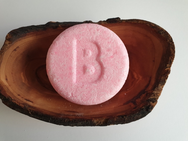 Love-is-in-the-Hair Love is in the Hair